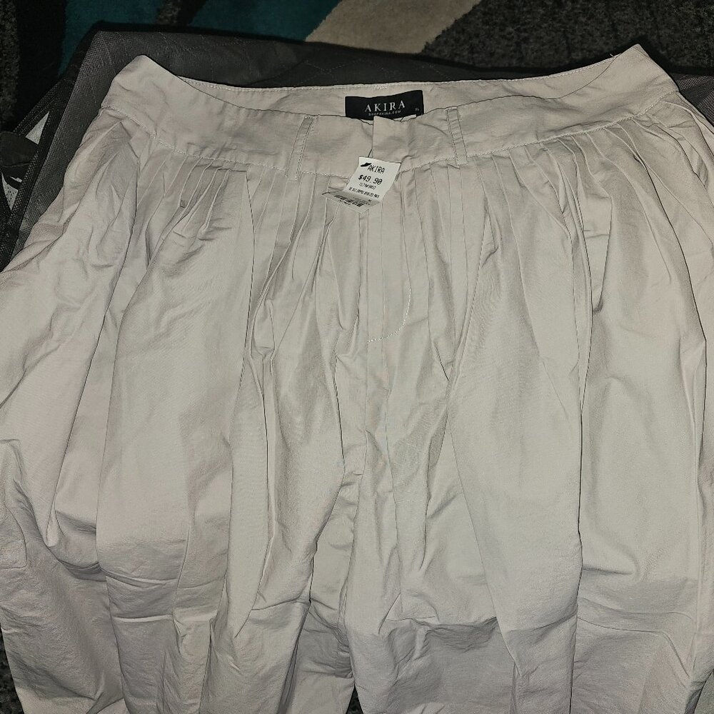 AKIRA CROPPED OVERSIZED PANTS